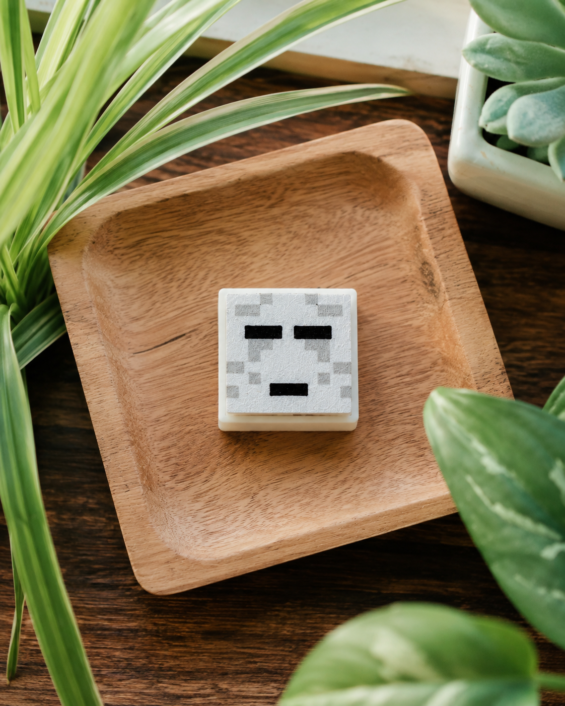 Blocky Ghost Clicker – Ghast-Inspired Minecraft Fan Design