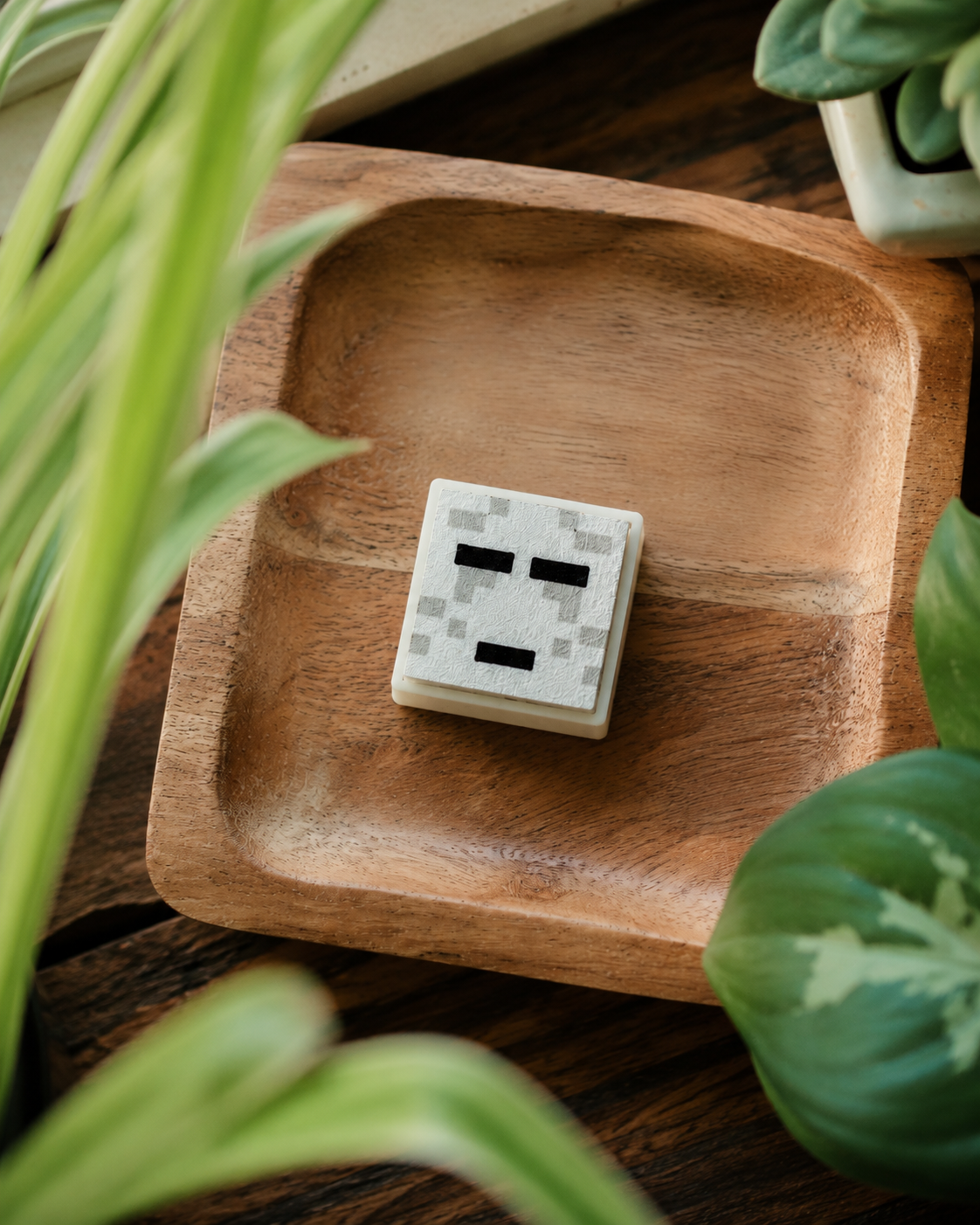 Blocky Ghost Clicker – Ghast-Inspired Minecraft Fan Design